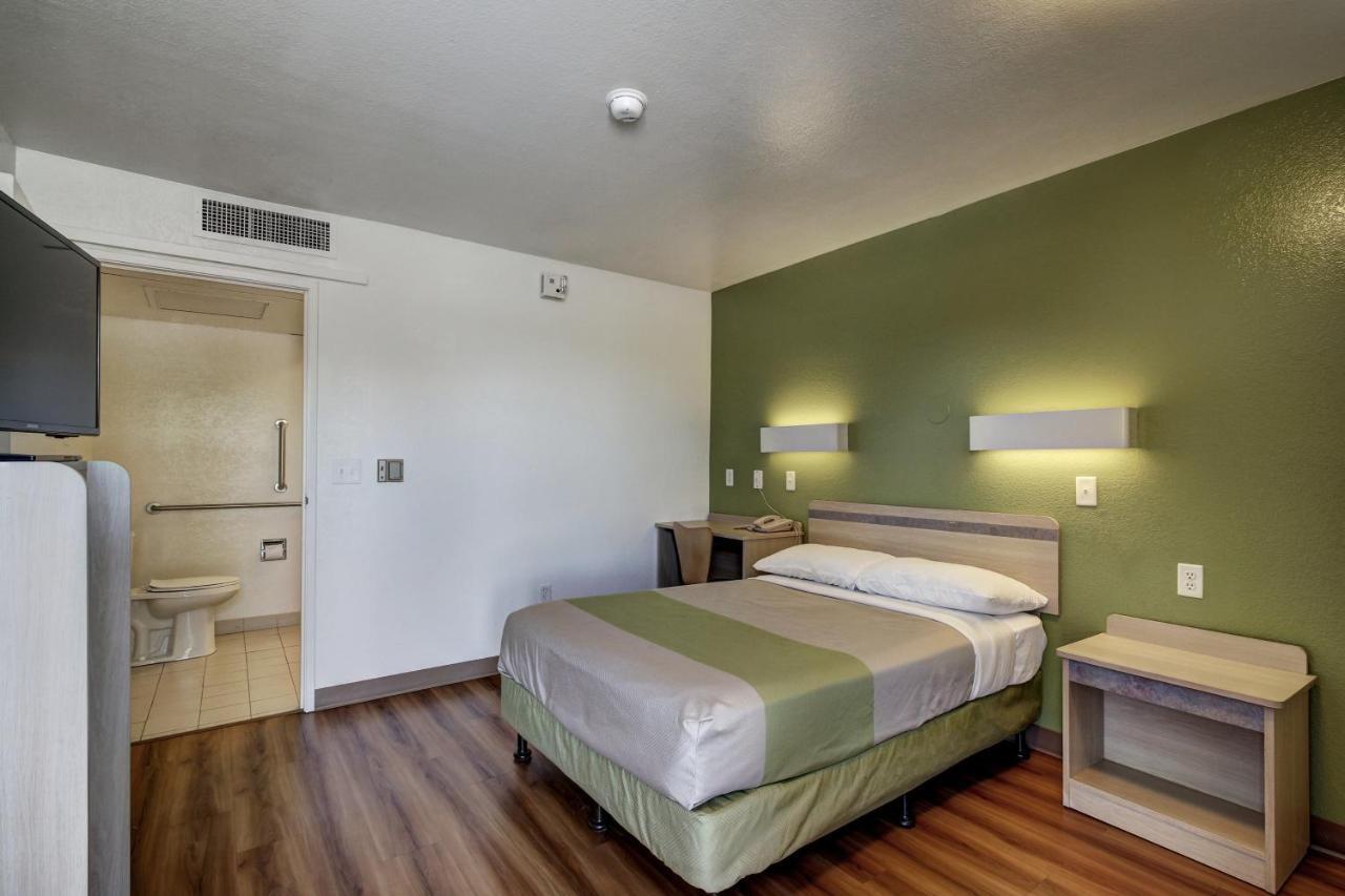 Econo Lodge Midvale Habitación foto